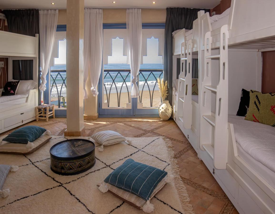 Teddy Pirate - Coliving Vandrehjem Taghazout Eksteriør billede